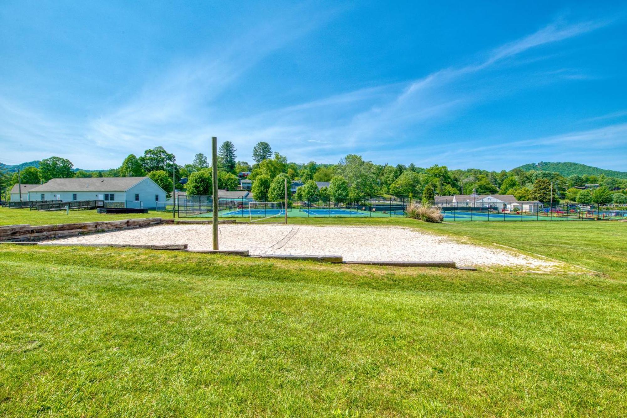 Mountain Peace Villa Lake Junaluska ภายนอก รูปภาพ