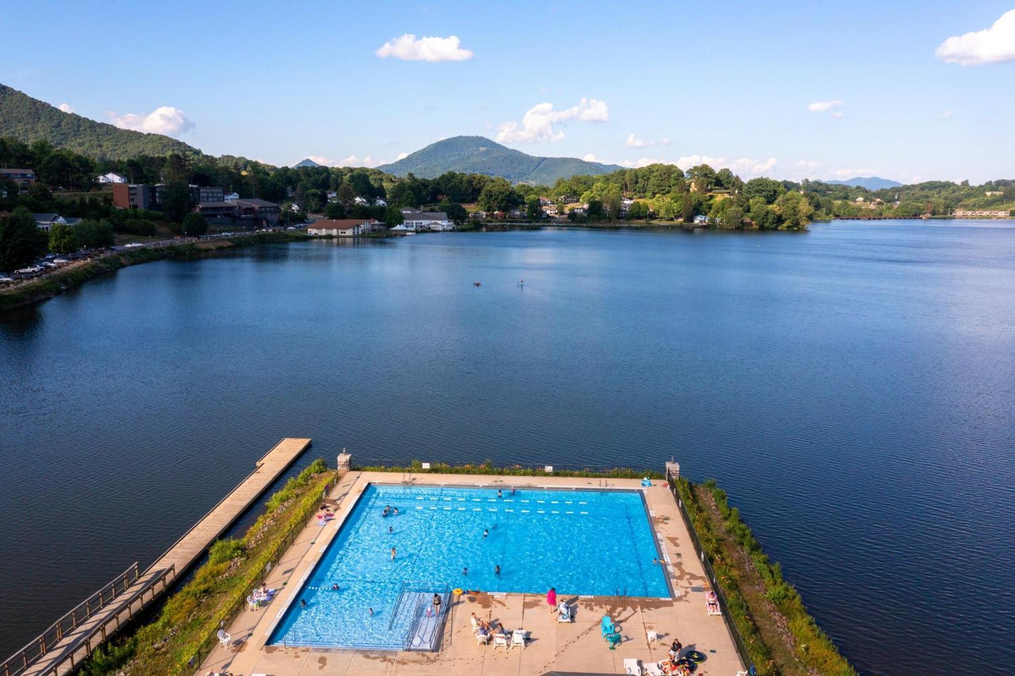 Mountain Peace Villa Lake Junaluska ภายนอก รูปภาพ